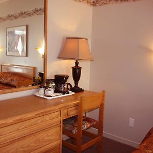 Queen Room Mountain View
